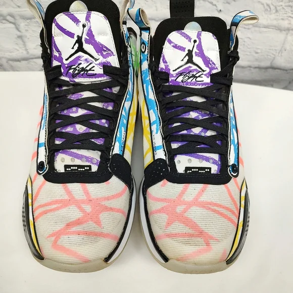 Nike Air Jordan XXXIV Zion Williamson Coloring Book 10 - Picture 4 of 8